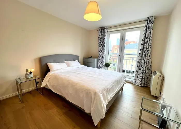 Best Deal - 1Bed In Canary Wharf With Parking